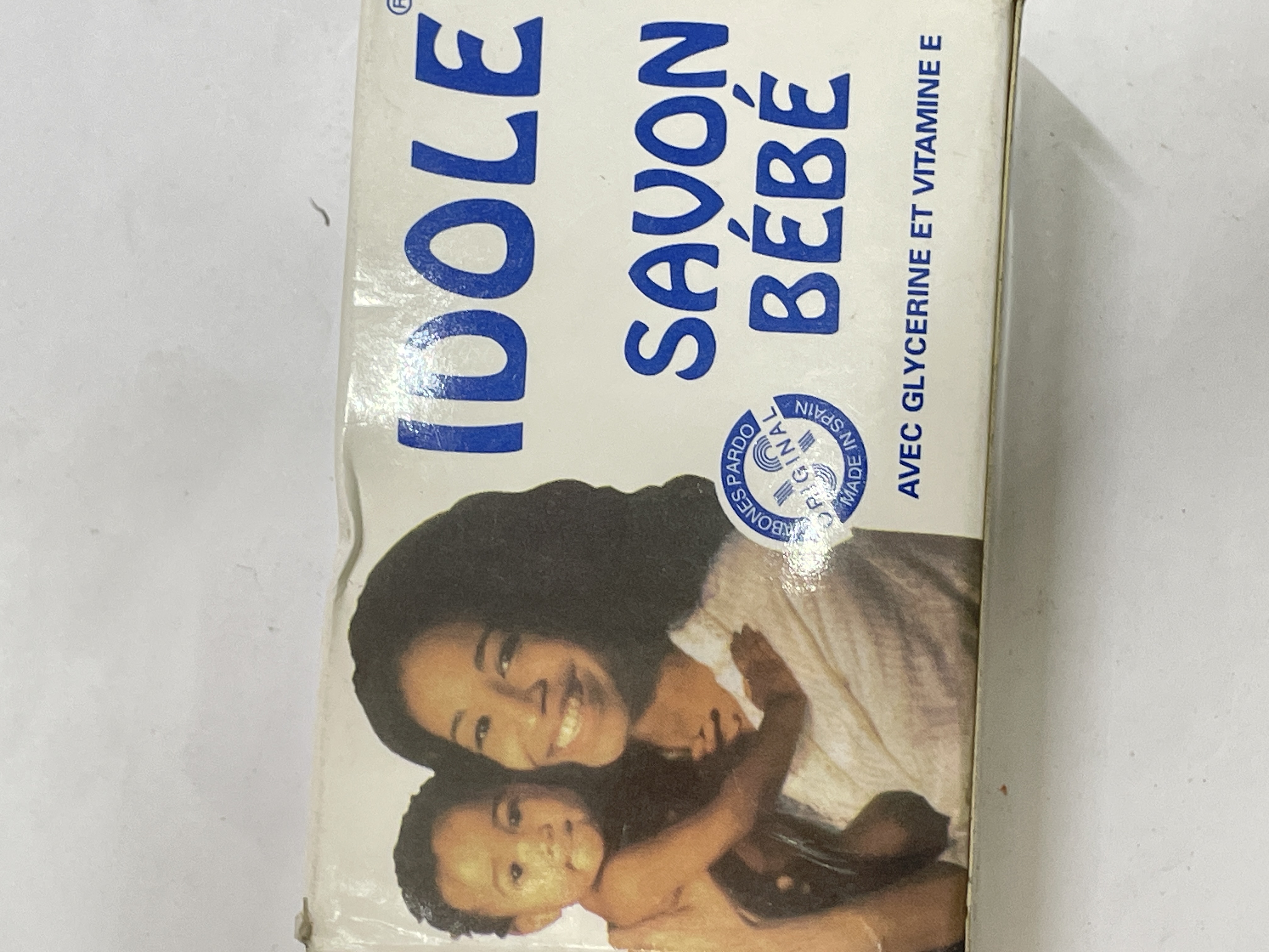 Savon idole jabon bebe 75g